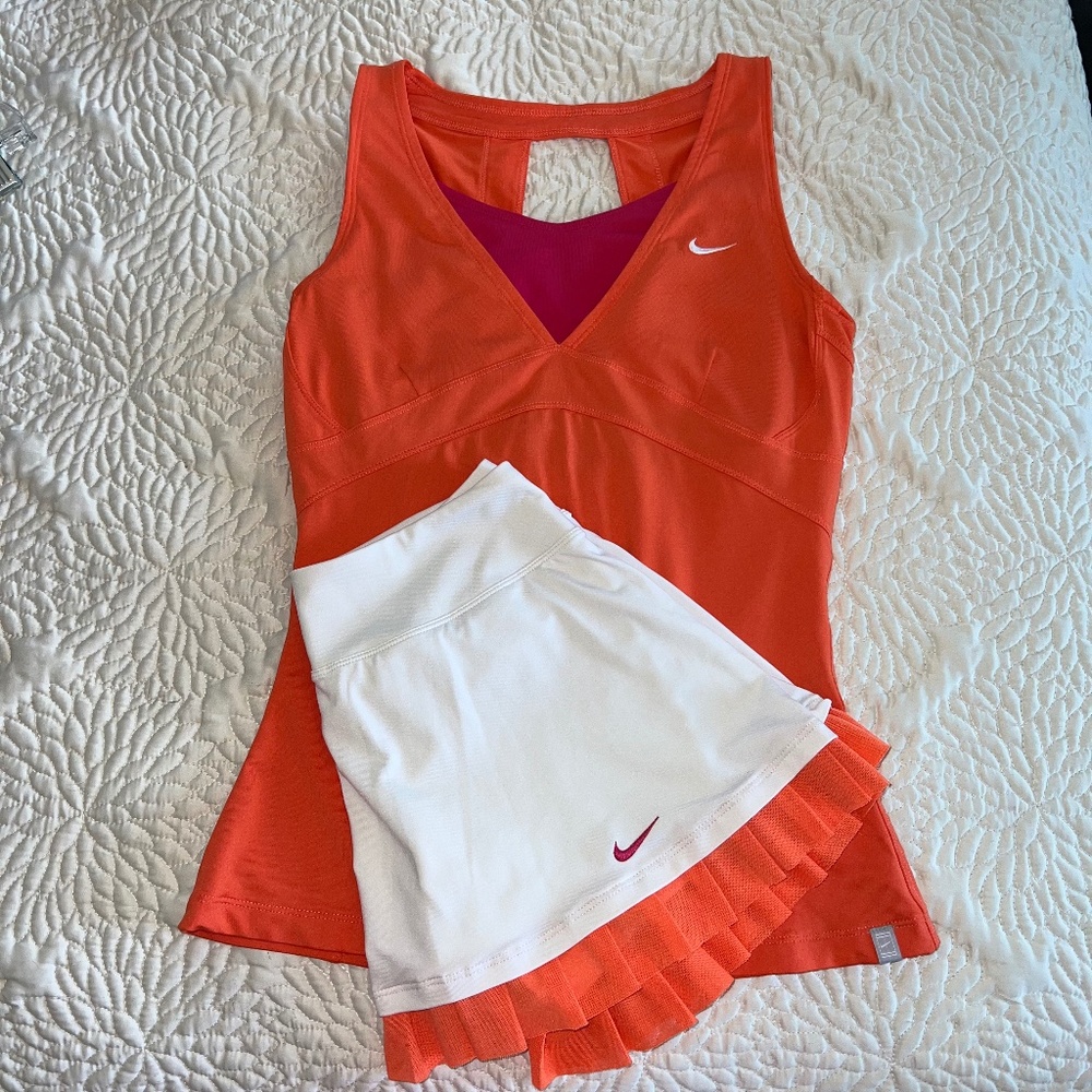 Nike tennis outfit, Small skirt ,Medium Tank